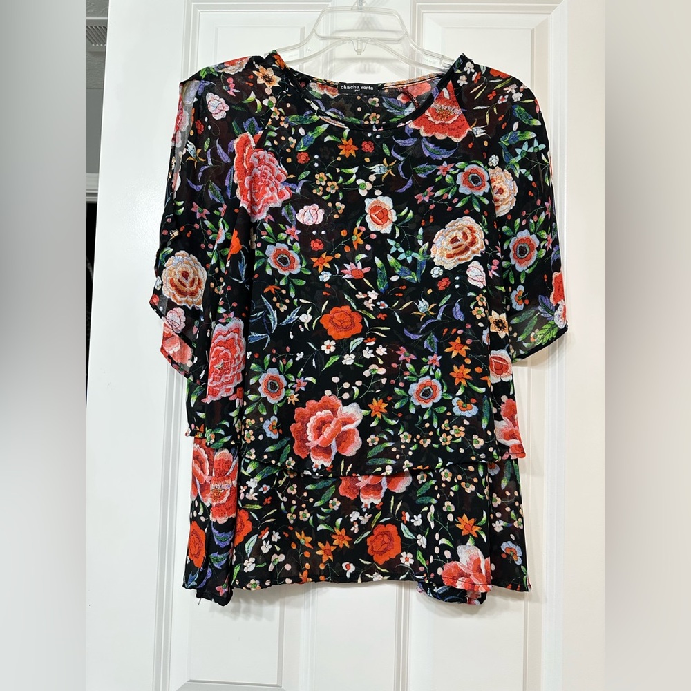 Cha Cha Vente Pink and Red Boxy Blouse